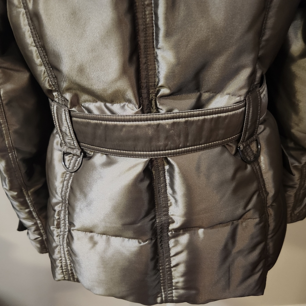 Women's Metallic Jacket with Fur Trim - Picture 7 of 16